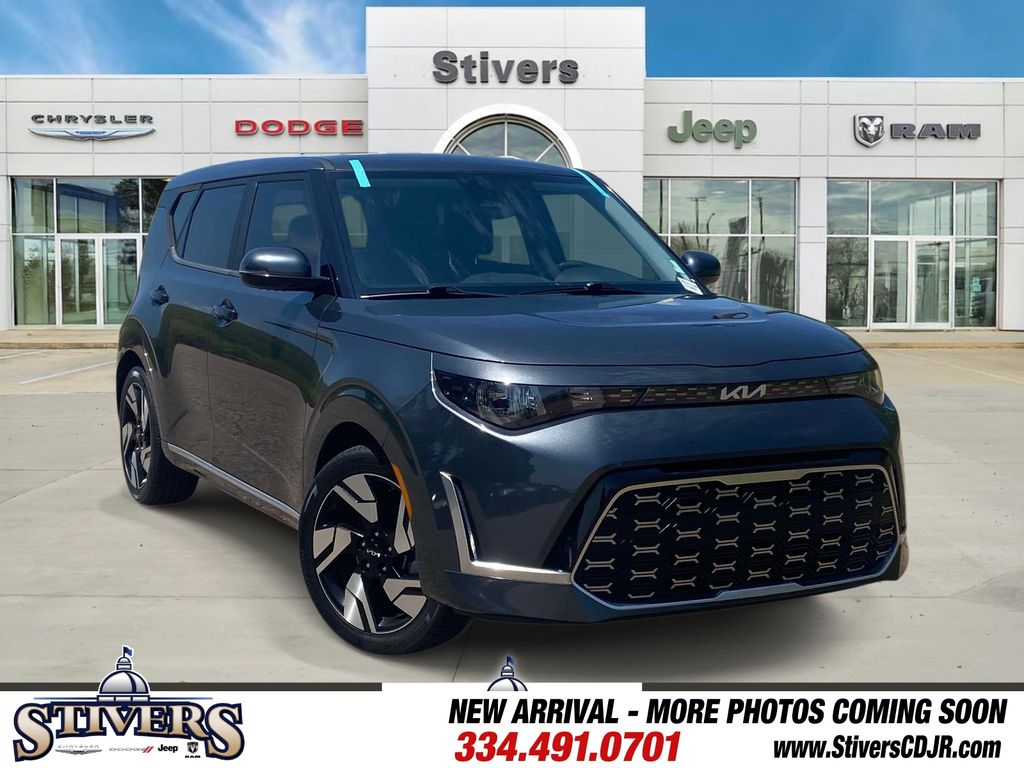 Gravity Gray 2024 Kia Soul SUV / Crossover Front-Wheel Drive Continuously Variable Transmission