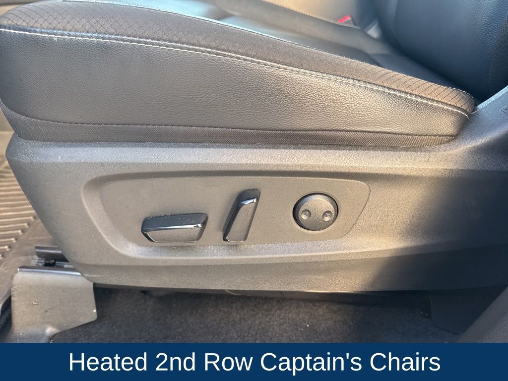 2024 Nissan Pathfinder SL FWD