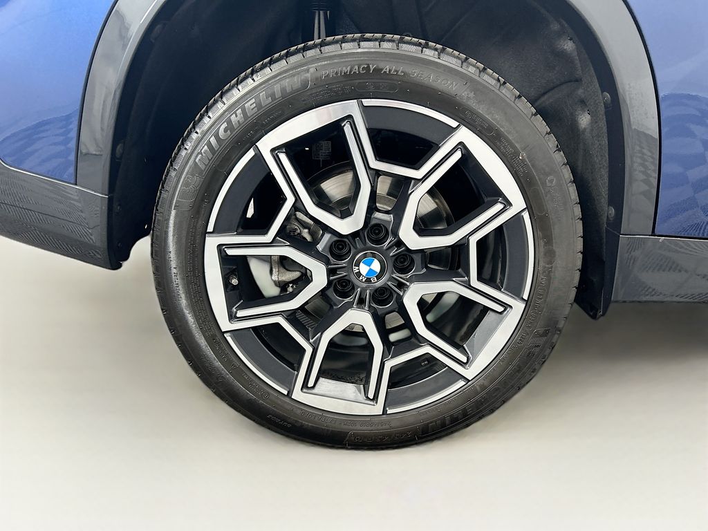 Thumbnail: 2025 BMW X1 - 31