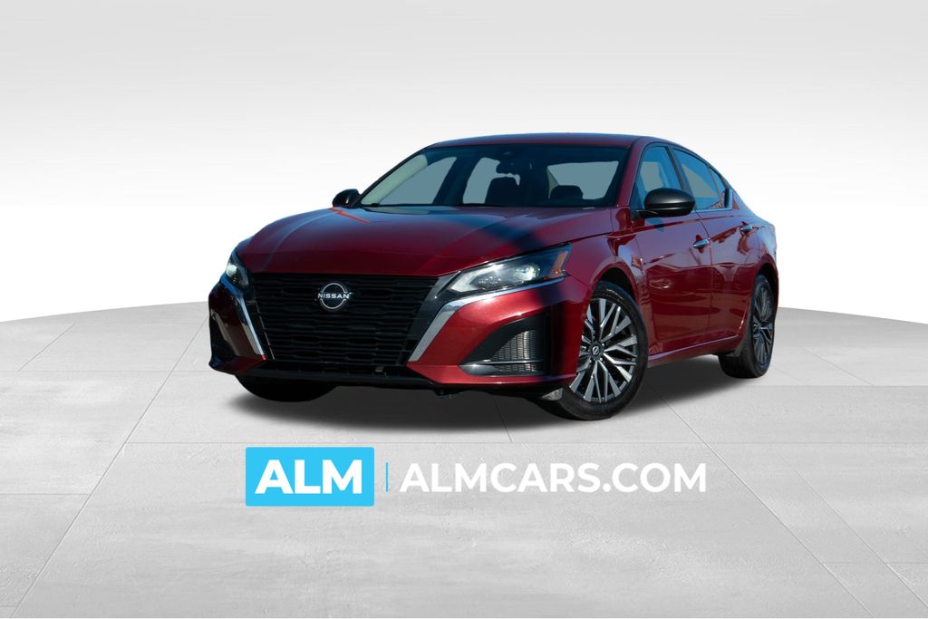2024 Nissan Altima SV's photo