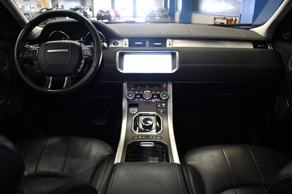 Thumbnail: 2017 Land Rover Range Rover Evoque - 15