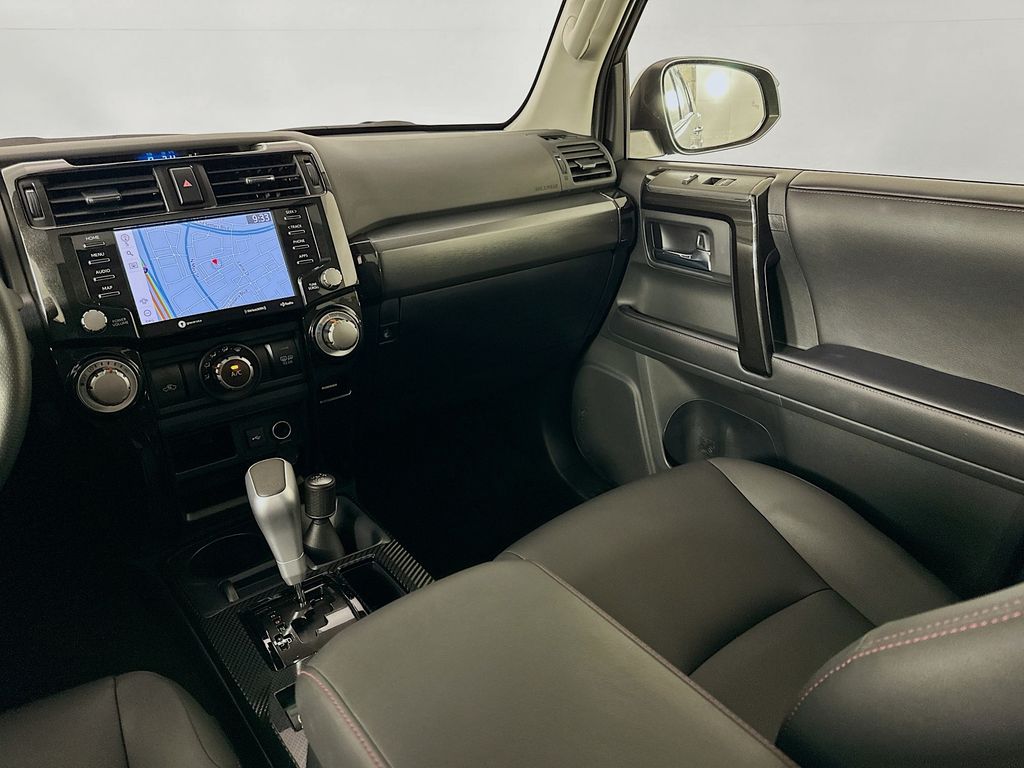 2022 Toyota 4Runner TRD Off Road 24
