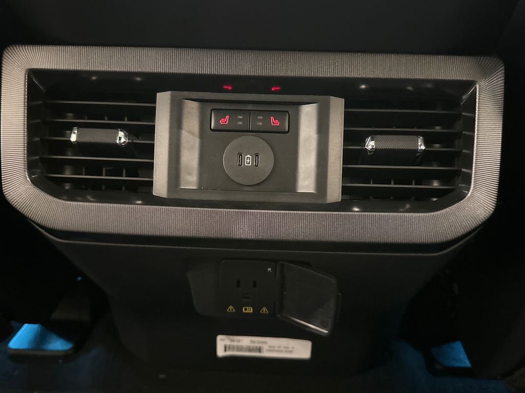 New 2026 White Ford Platinum image 30