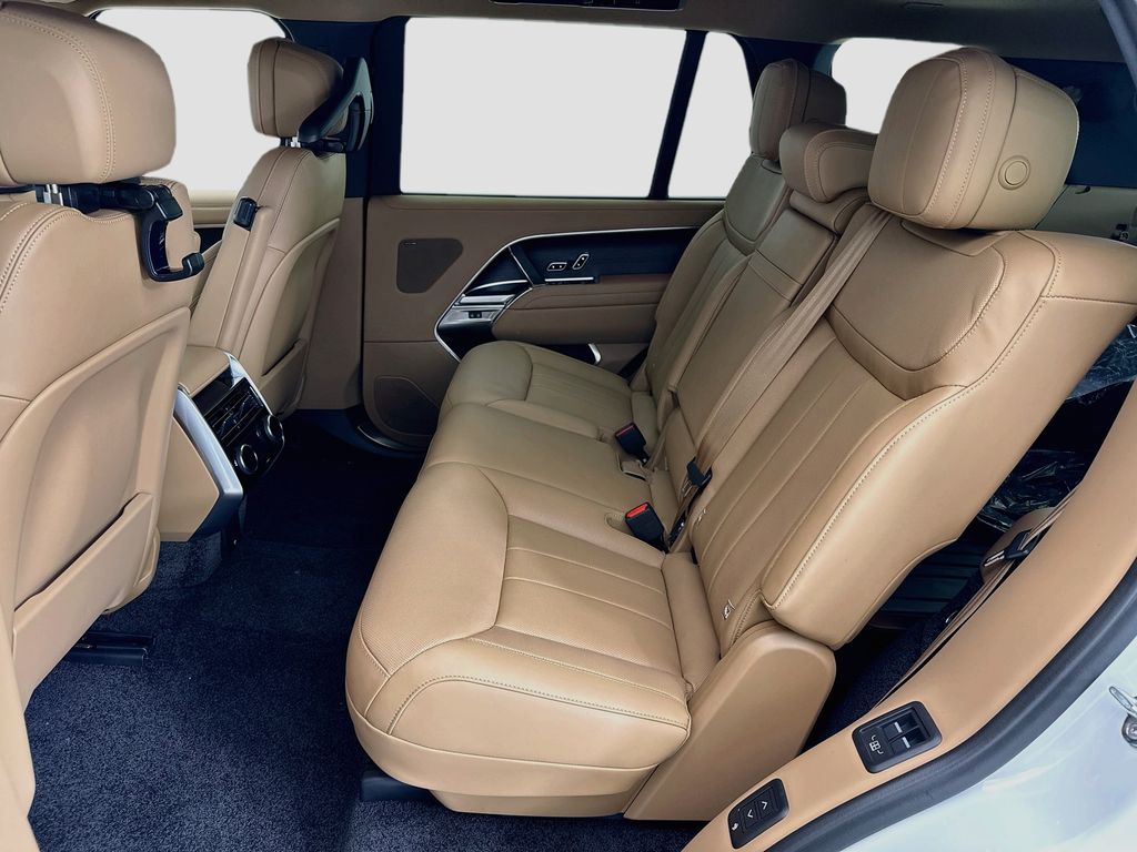 Thumbnail: 2026 Land Rover Range Rover - 20