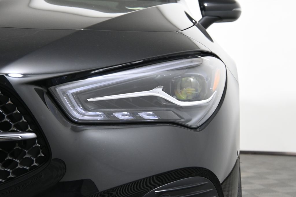 Thumbnail: 2026 Mercedes-Benz CLA - 10