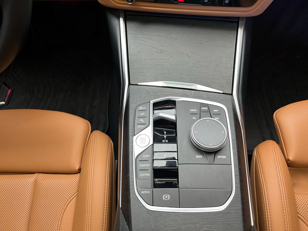 Thumbnail: 2023 BMW 3 Series - 11