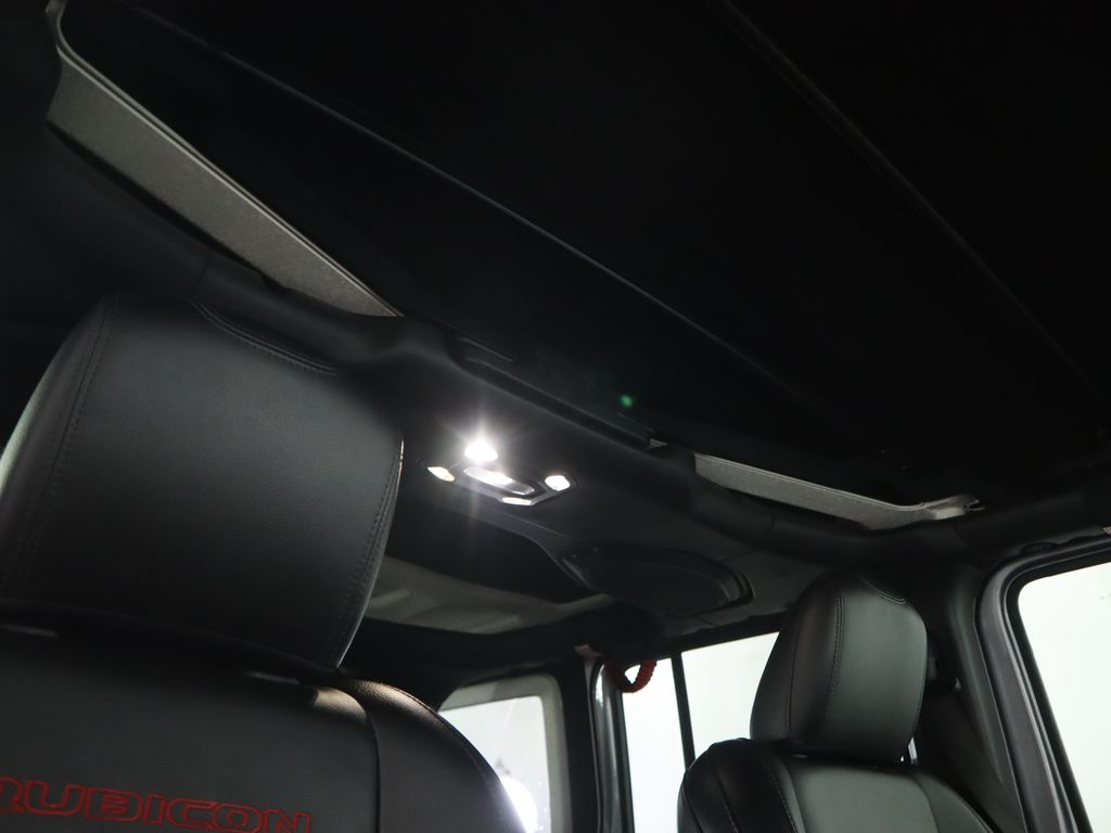 Thumbnail: 2021 Jeep Wrangler - 19