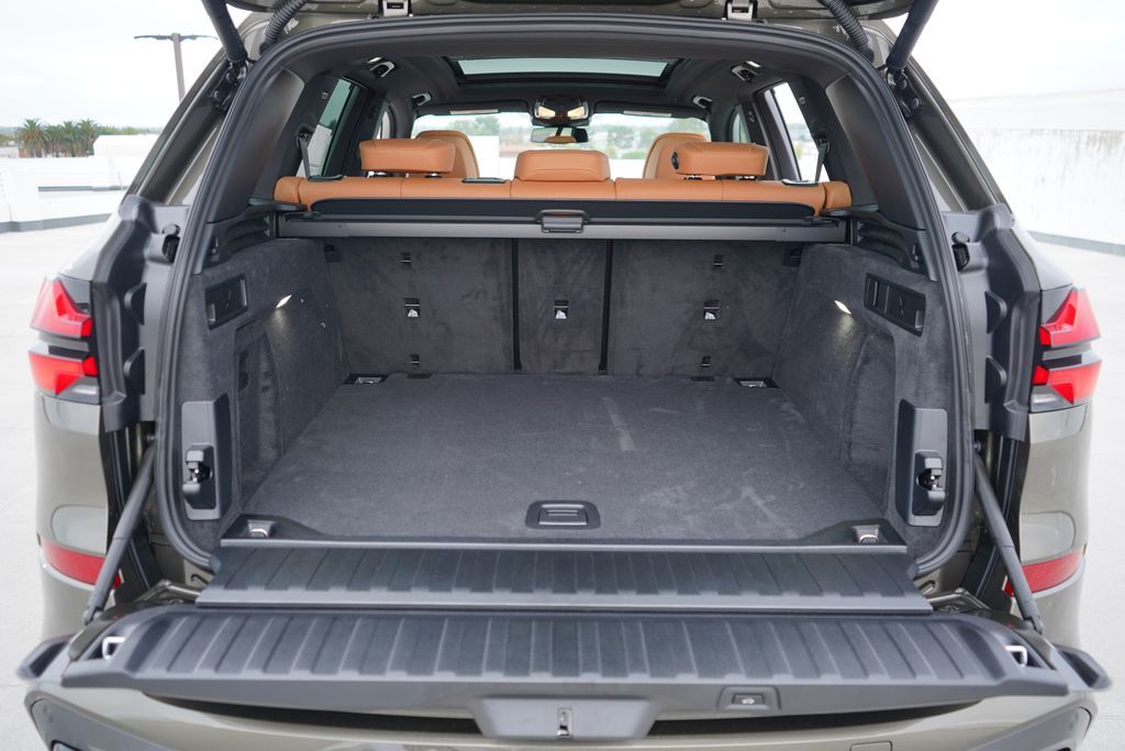 Thumbnail: 2026 BMW X5 - 20