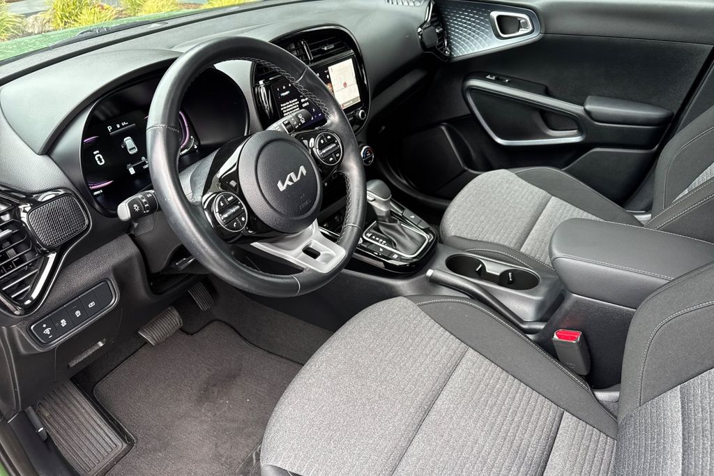 used 2023 Kia Soul car, priced at $21,929