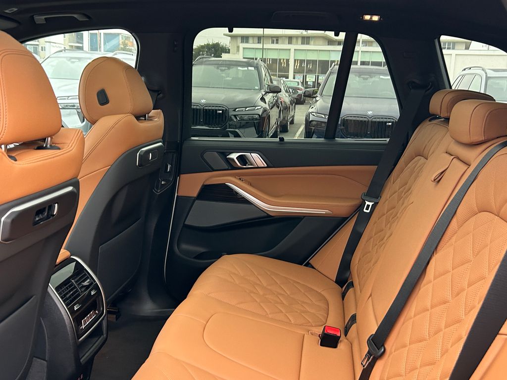 Thumbnail: 2026 BMW X5 - 30