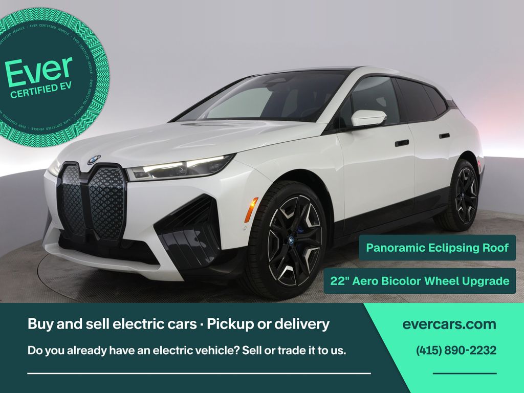 Mineral White Metallic 2023 BMW iX xDrive50 AWD SUV / Crossover All-Wheel Drive Automatic