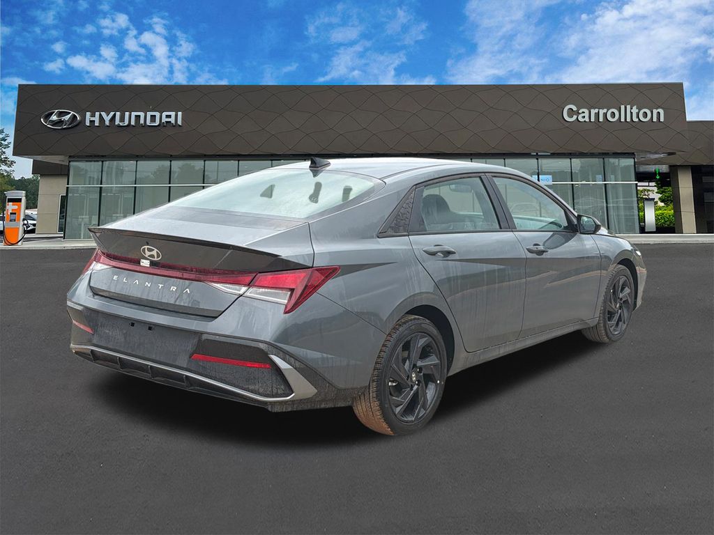 New 2026 Gray Hyundai SEL Sport image 6