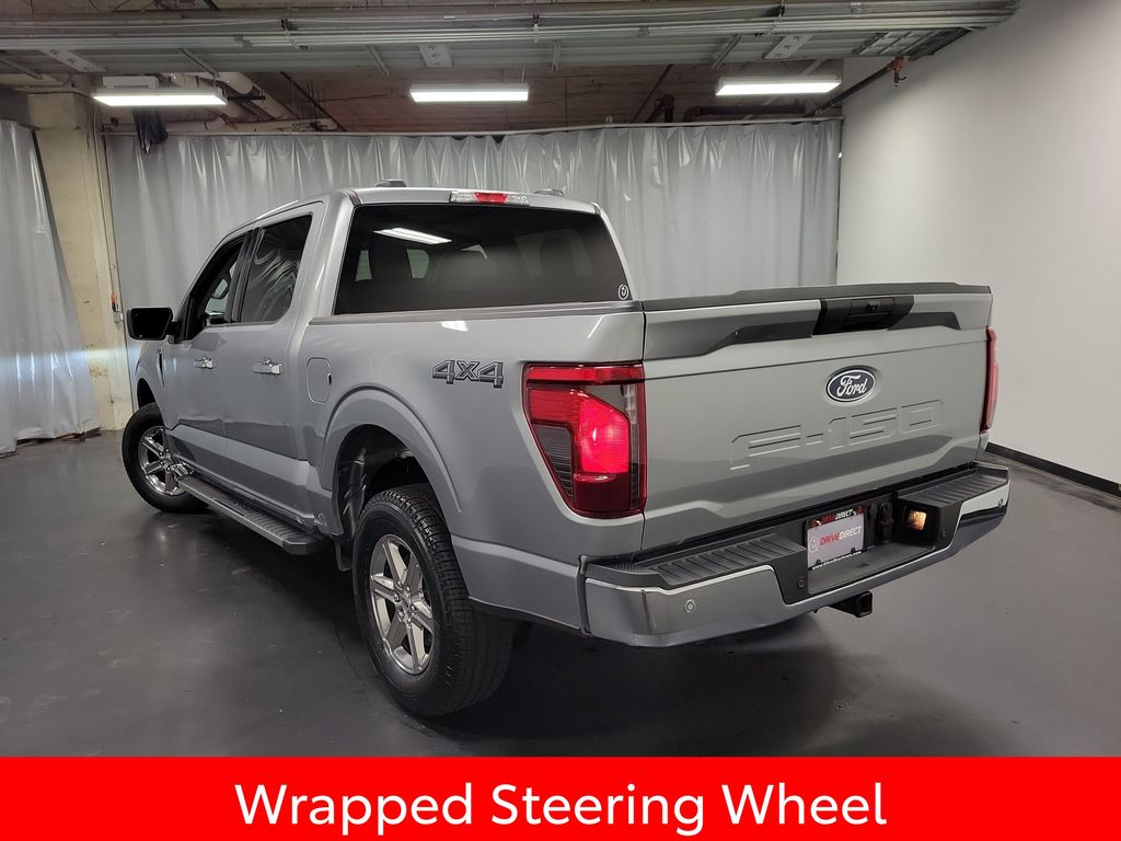 View vehicle photo 6