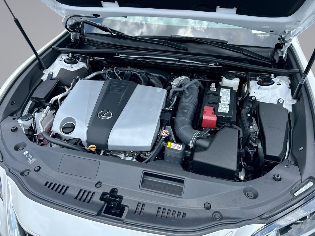 Thumbnail: 2025 Lexus ES - 14