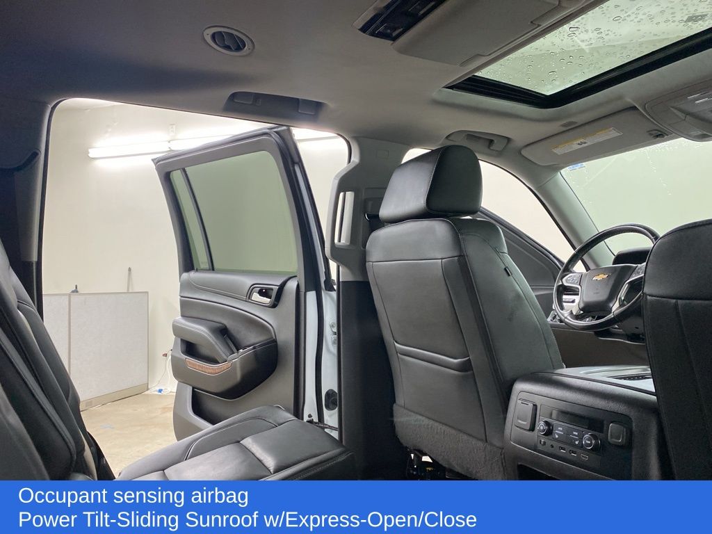 2020 Chevrolet Suburban Premier photo