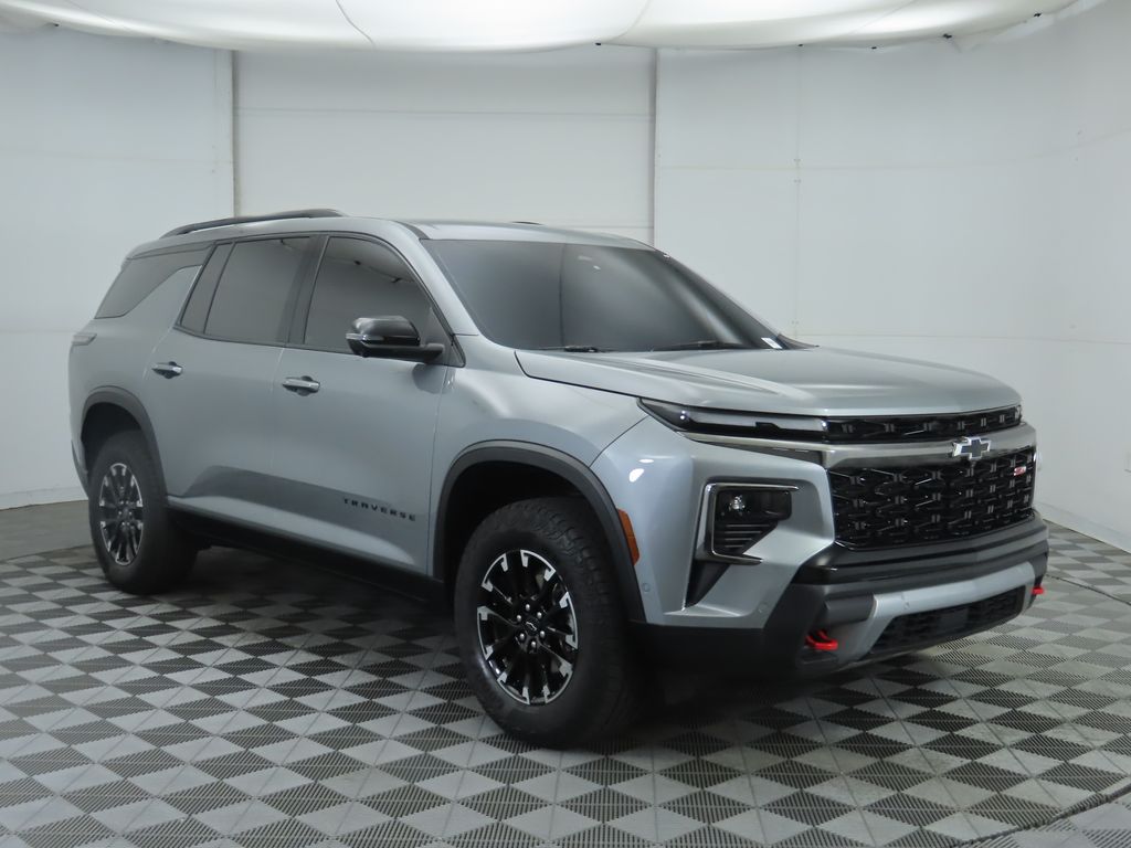 Thumbnail: 2024 Chevrolet Traverse - 3
