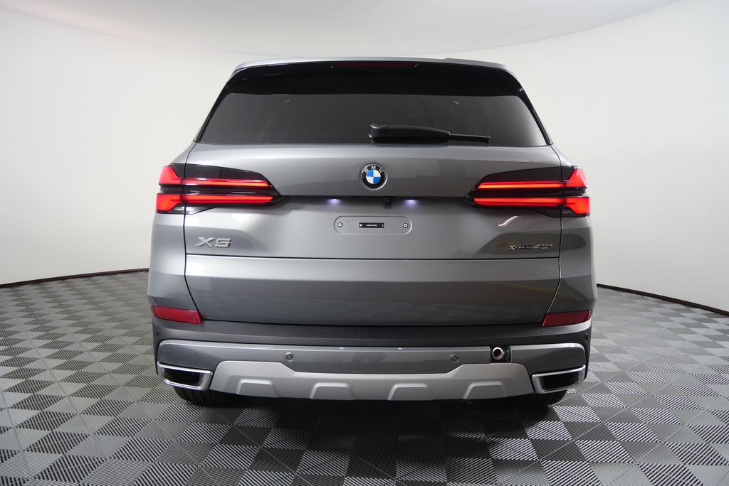 Thumbnail: 2026 BMW X5 - 4