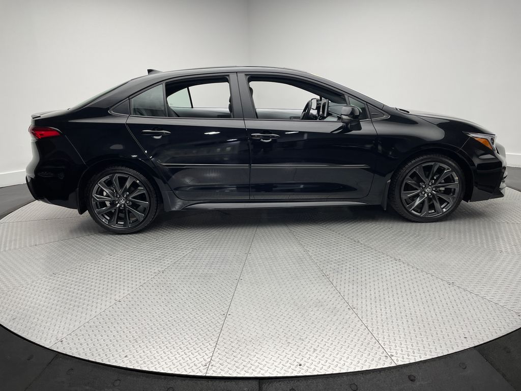 Thumbnail: 2025 Toyota Corolla - 4