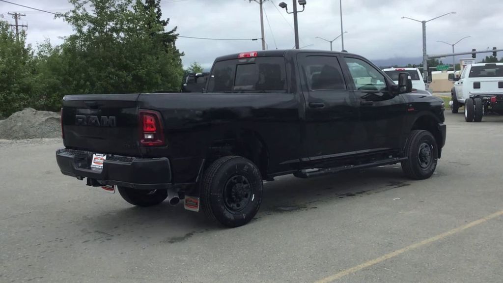 2025 RAM 2500 Tradesman - Photo 8