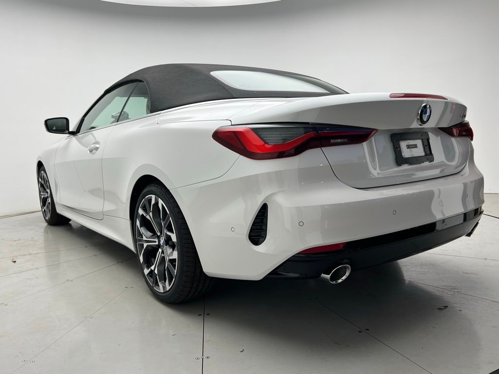 Thumbnail: 2026 BMW 4 Series - 8