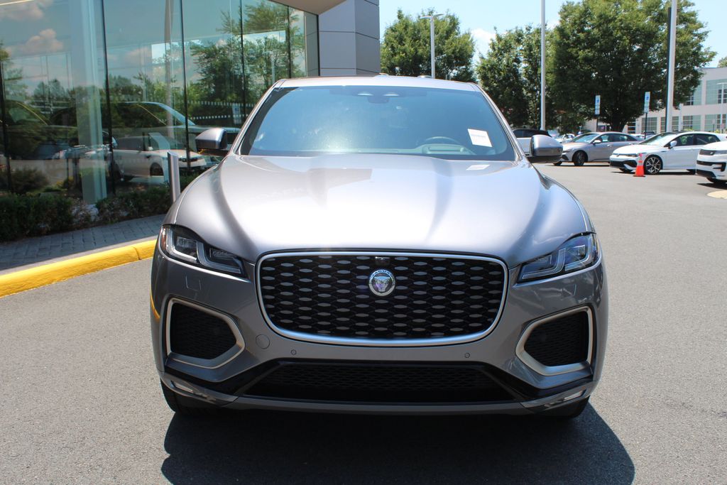 2026 Jaguar F-Pace R-Dynamic S - Photo 7