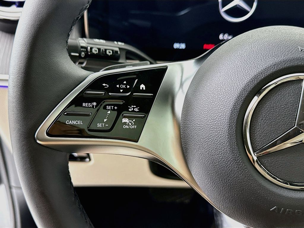 New 2027  Mercedes-Benz GLC 300 image 12