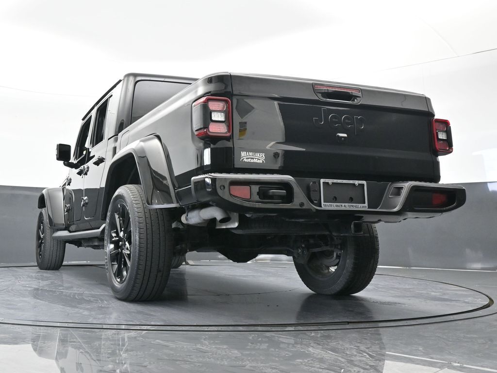 Used 2022 Black Clearcoat Jeep High Altitude image 55