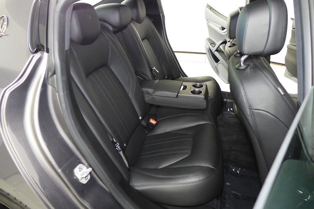 Thumbnail: 2020 Maserati Ghibli - 20