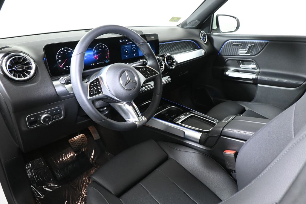 Thumbnail: 2026 Mercedes-Benz GLB - 15
