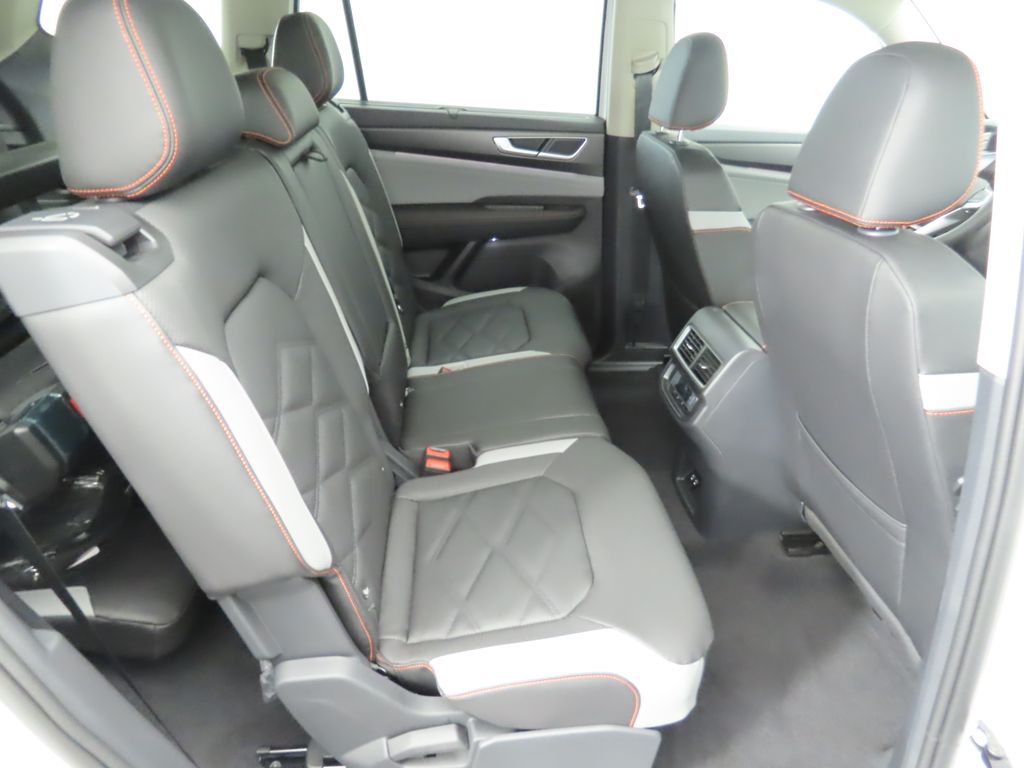 Thumbnail: 2026 Volkswagen Atlas - 23