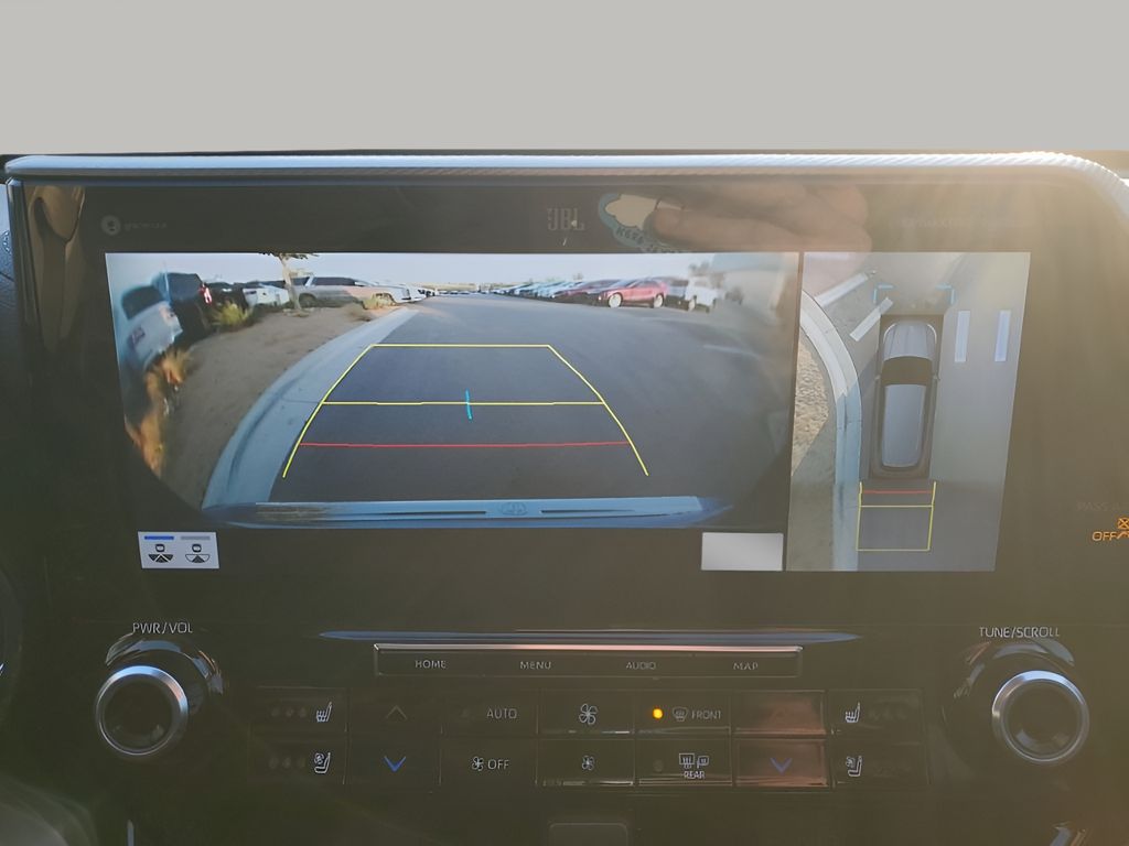 Used Car 2020 Toyota Highlander  Platinum For Sale Under $35,000 In Austin, Texas