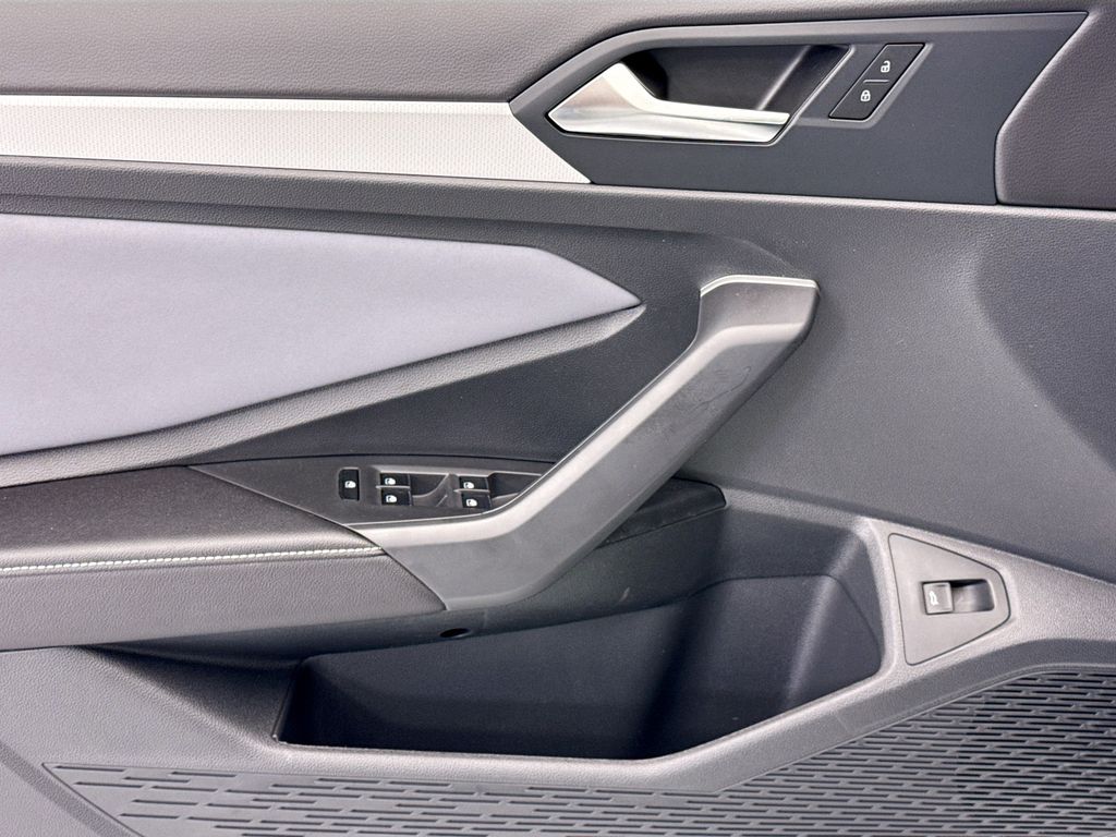 Thumbnail: 2026 Volkswagen Jetta - 21