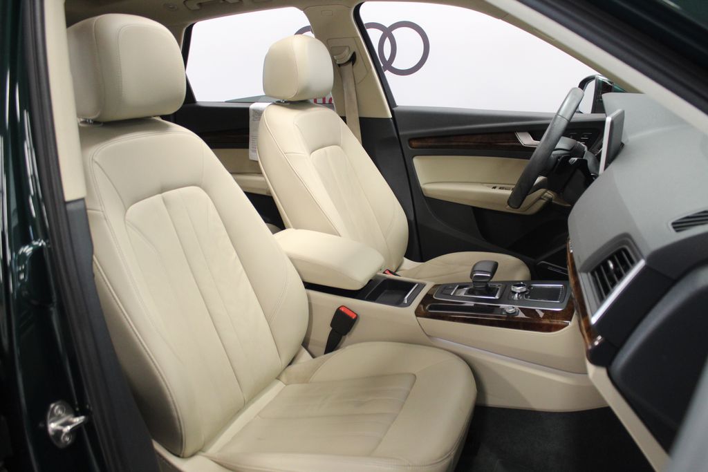 Thumbnail: 2018 Audi Q5 - 29