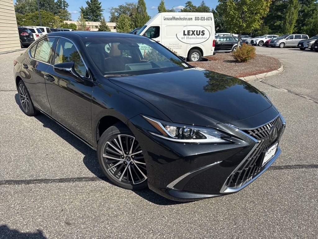 2025 Lexus ES 350 photo 3