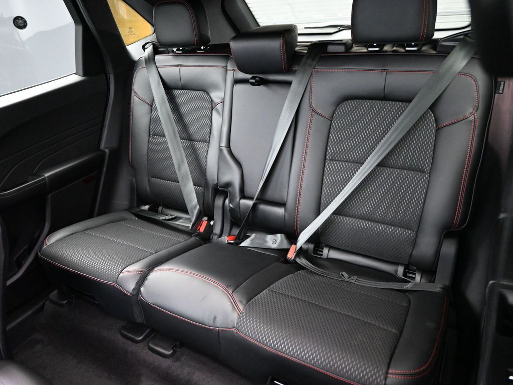 2025 Ford Escape ST-Line Select