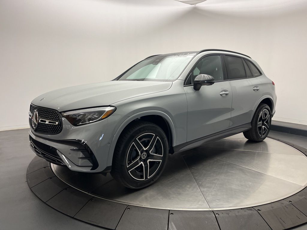 Thumbnail: 2026 Mercedes-Benz GLC - 3