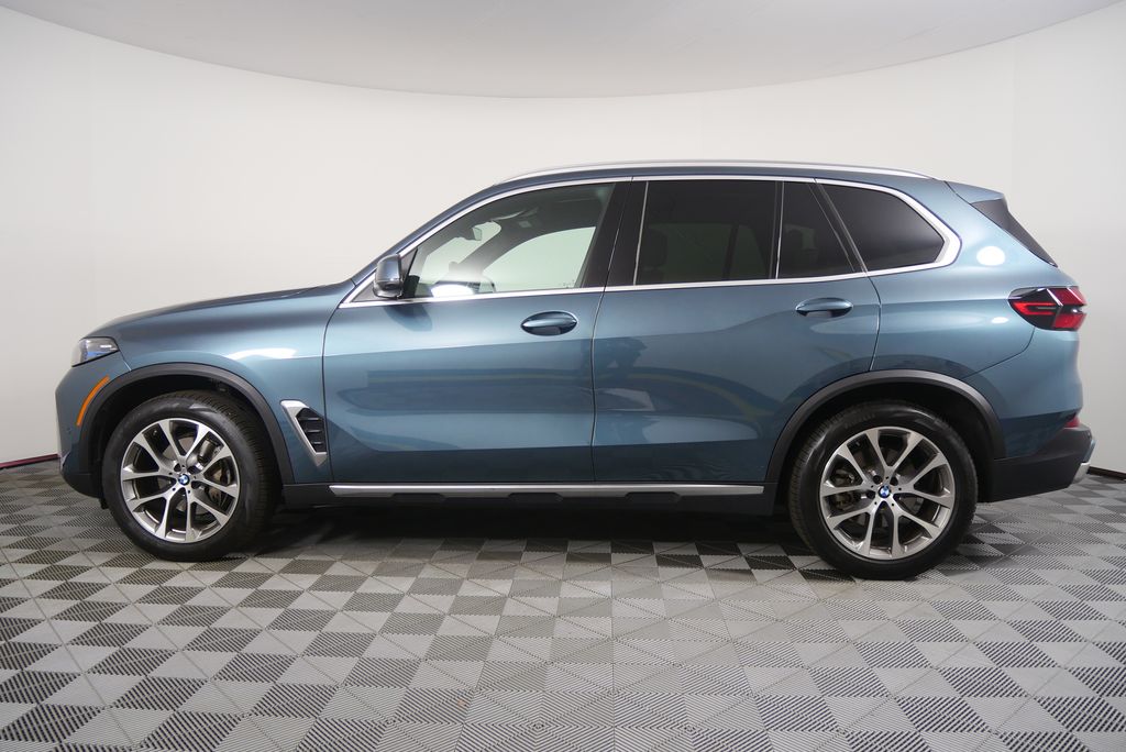 Thumbnail: 2026 BMW X5 - 6
