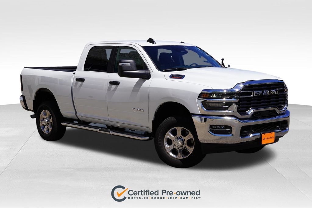 Bright White Clearcoat 2026 RAM 2500 Big Horn Crew Cab 4WD Pickup Truck Four-Wheel Drive 8-Speed Automatic