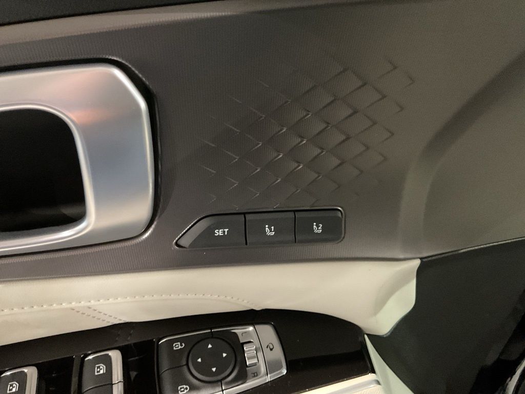 New 2026 Black Kia X-Line SX Prestige image 11