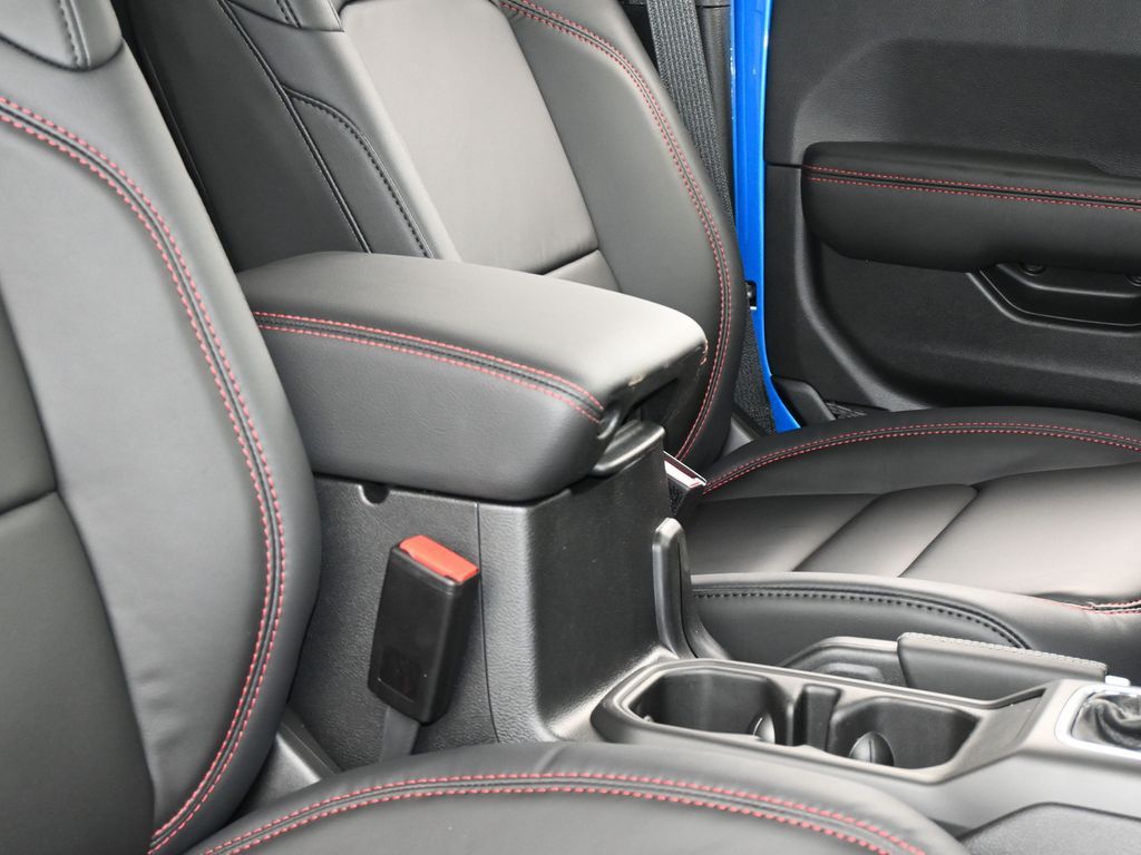 New 2026 Hydro Blue Pearl Coat Jeep Rubicon X image 40