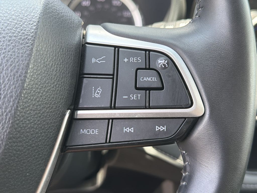 Used 2024 Toyota Highlander SUV