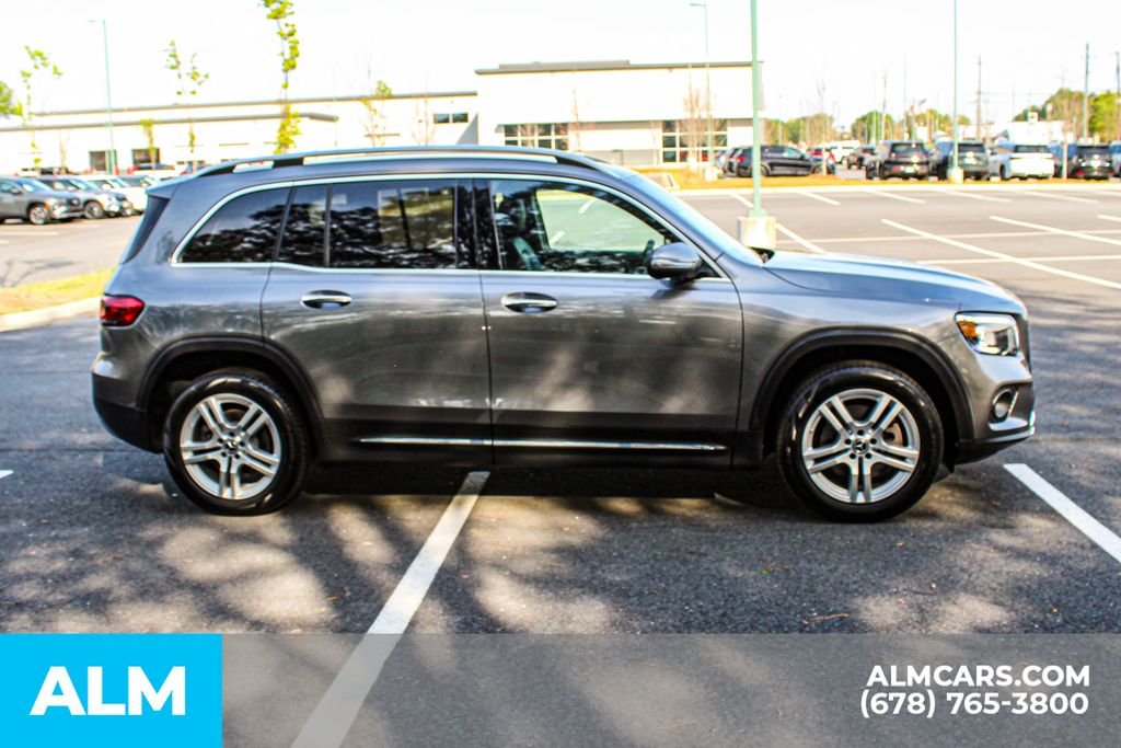Used 2022 Gray Mercedes-Benz GLB 250 image 9