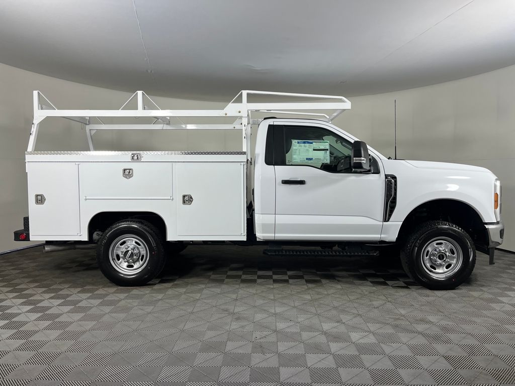 2026 Ford F-250 Regular Cab 4WD Service Truck for sale #9F0492 - photo 5