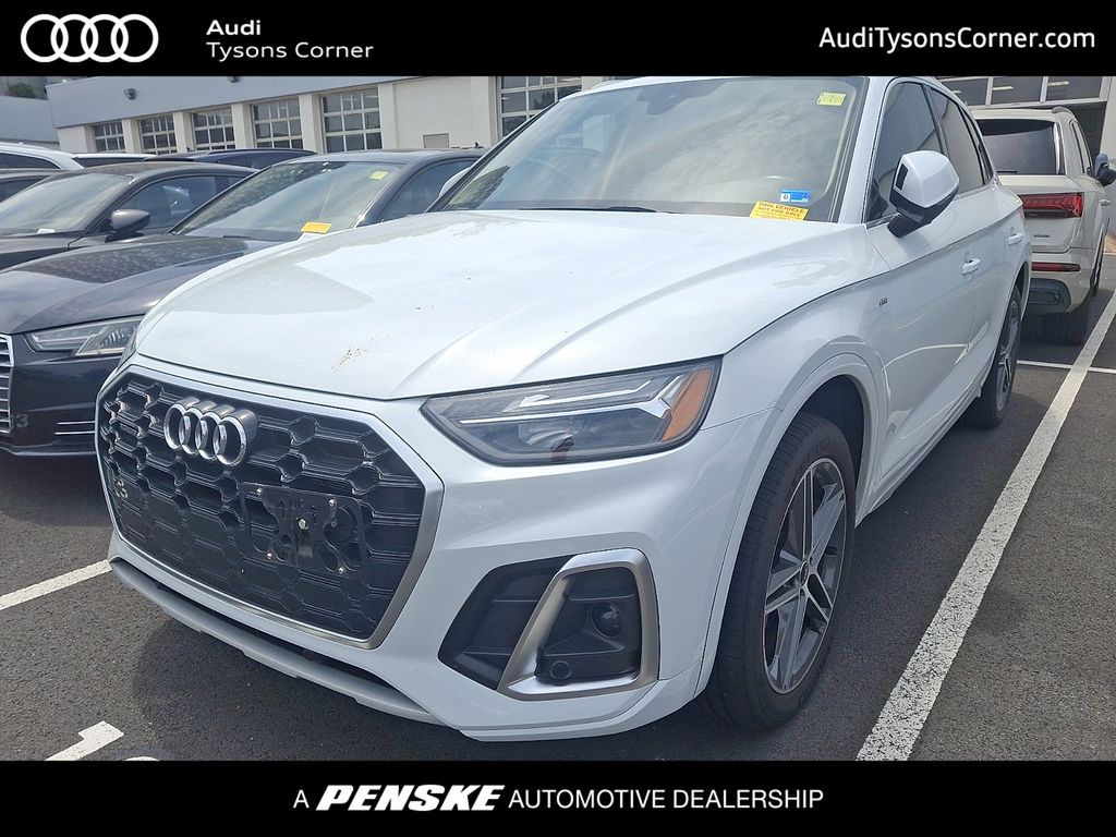 Thumbnail: 2022 Audi Q5 - 1