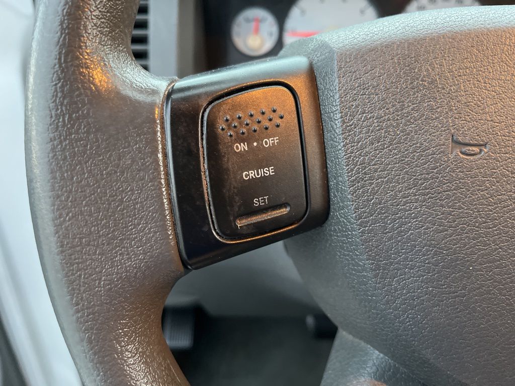 Thumbnail: 2008 Dodge Ram 1500 - 21
