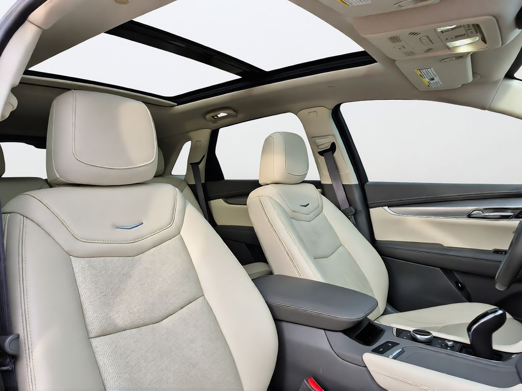 2022 Cadillac XT5 Premium Luxury White at AutoSavvy Houston Northwest