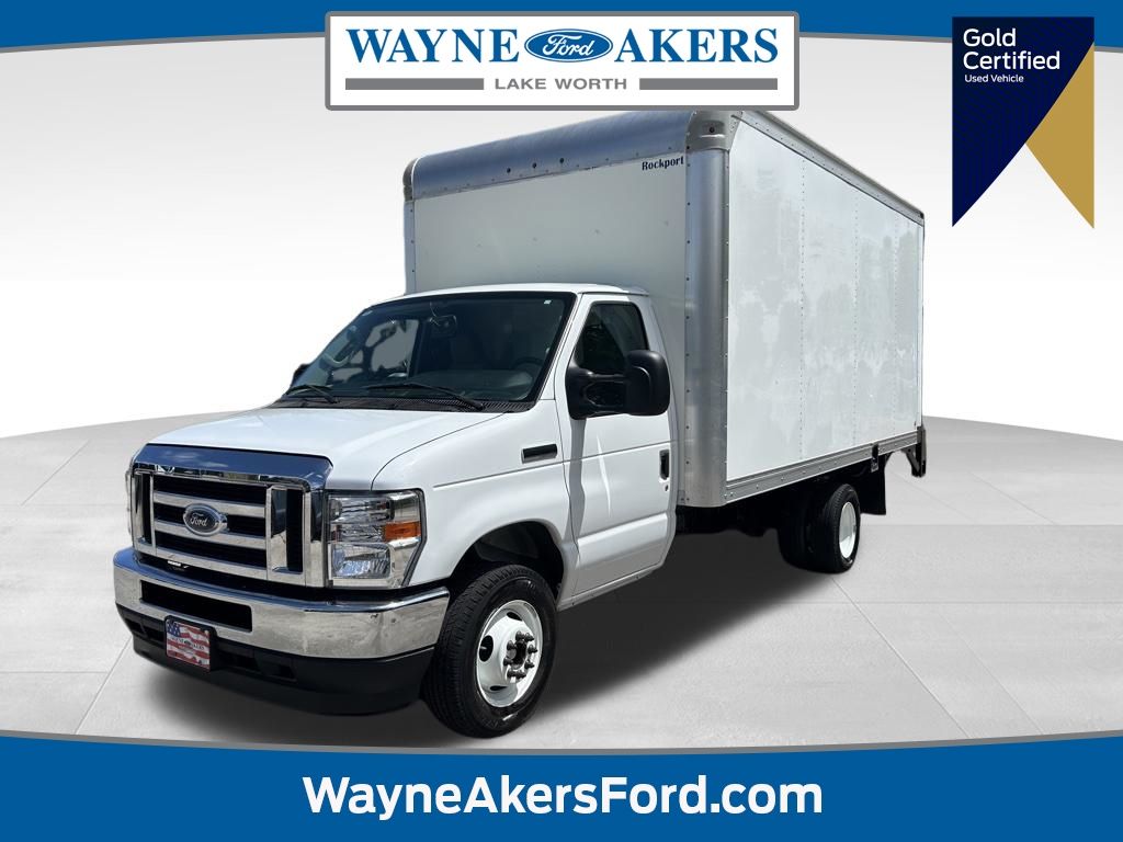 Oxford White 2024 Ford E-Series Chassis E-350 SD Cutaway SB RWD Pickup Truck Rear-Wheel Drive 6-Speed Automatic Overdrive