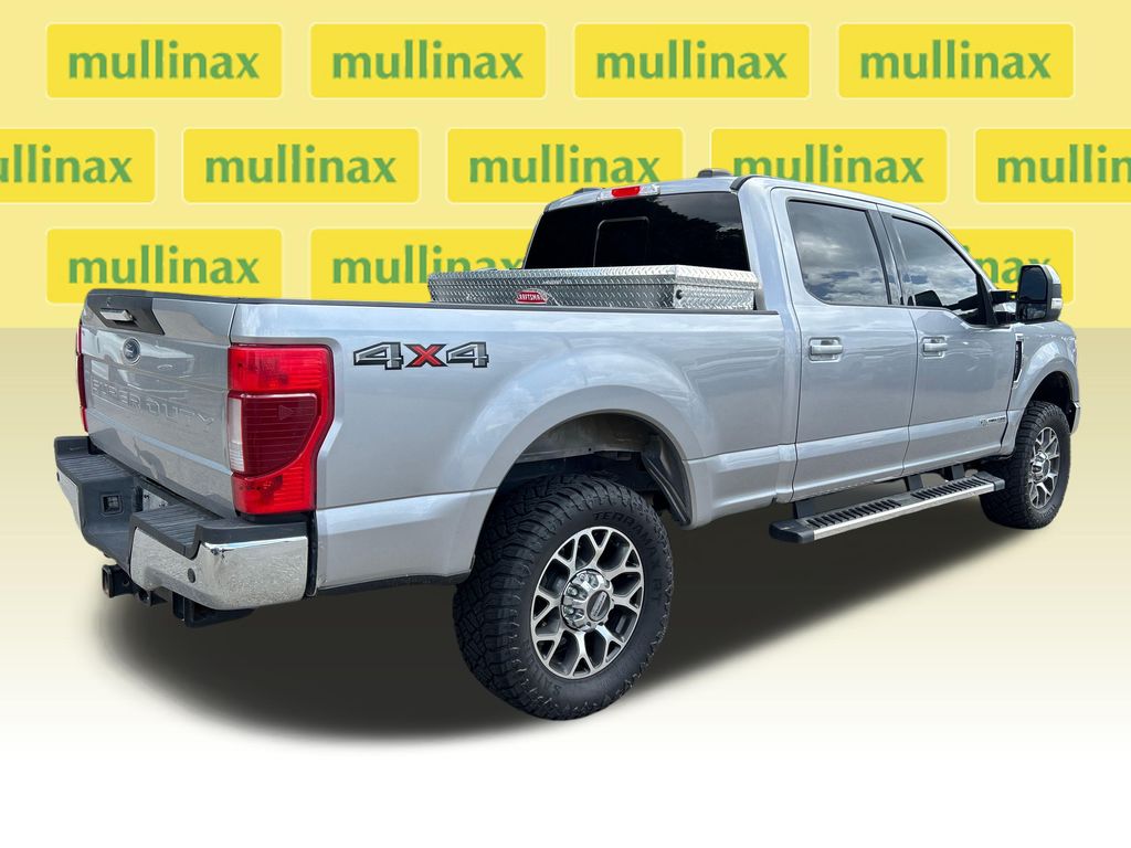 Used 2020 Silver Ford Lariat image 2