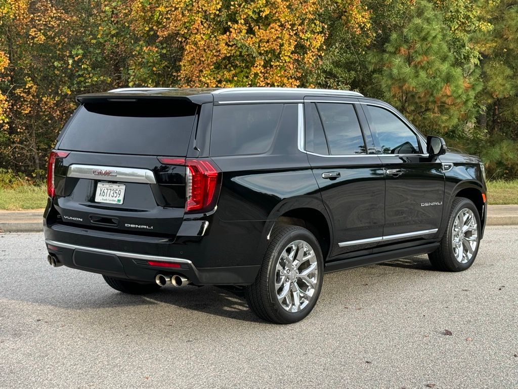 2023 GMC Yukon Denali 13