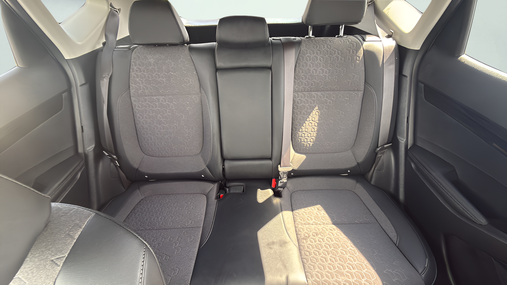 Used 2025 Kia Seltos SUV